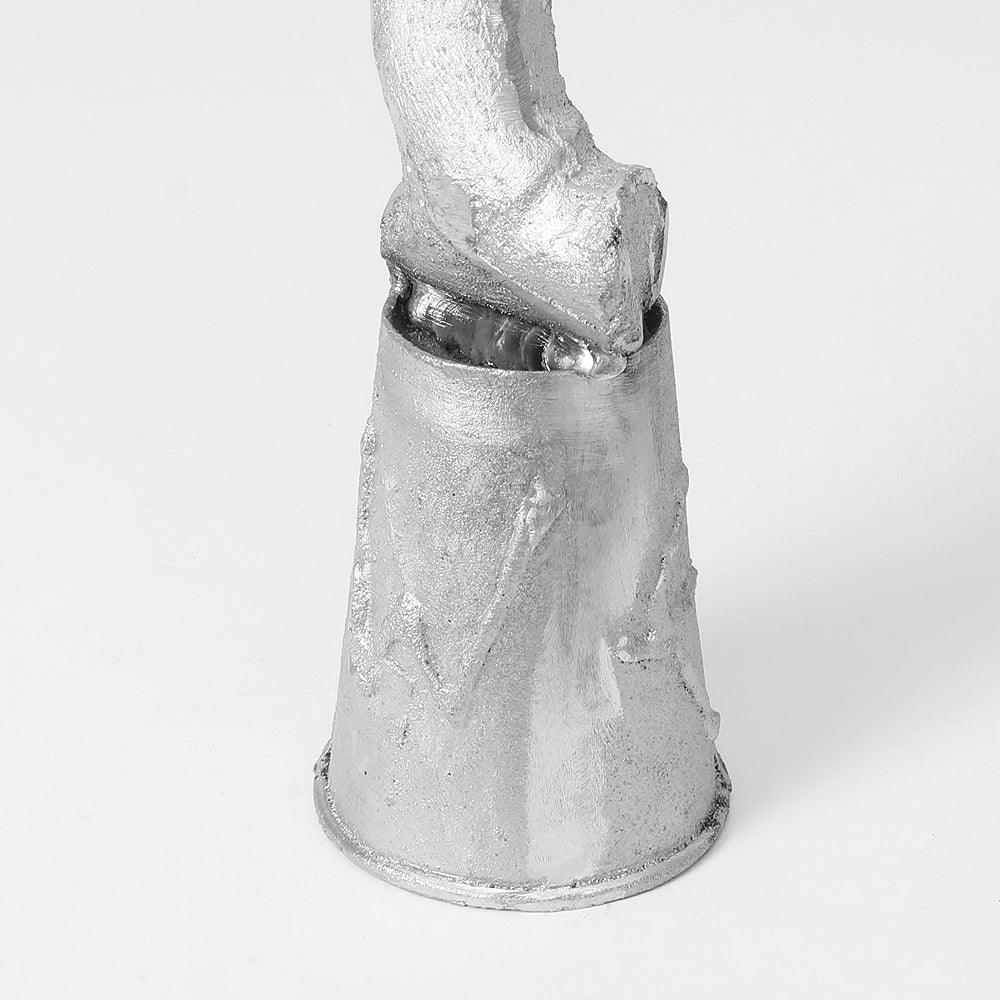 Sculpture by Luke Chiswell