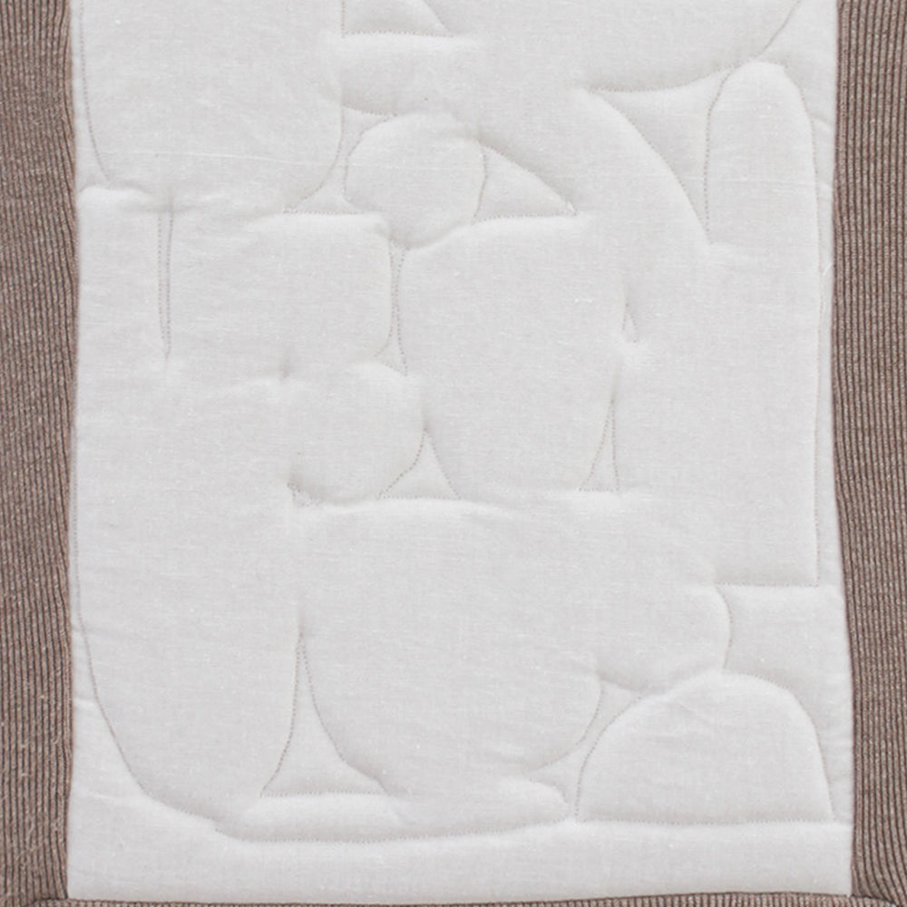 Textile by Jarnah Montersino