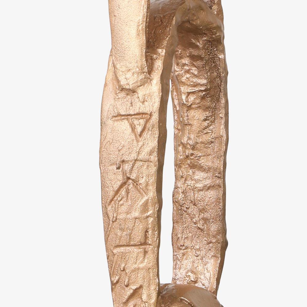 Sculpture by Luke Chiswell