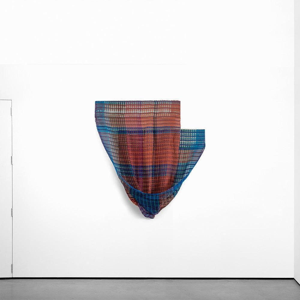 Hold tight swing low 3 , Sculpture by Hold tight swing low 3 Tappan