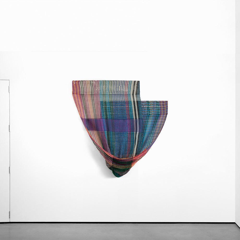 Hold tight swing low 4 , Sculpture by Hold tight swing low 4 Tappan